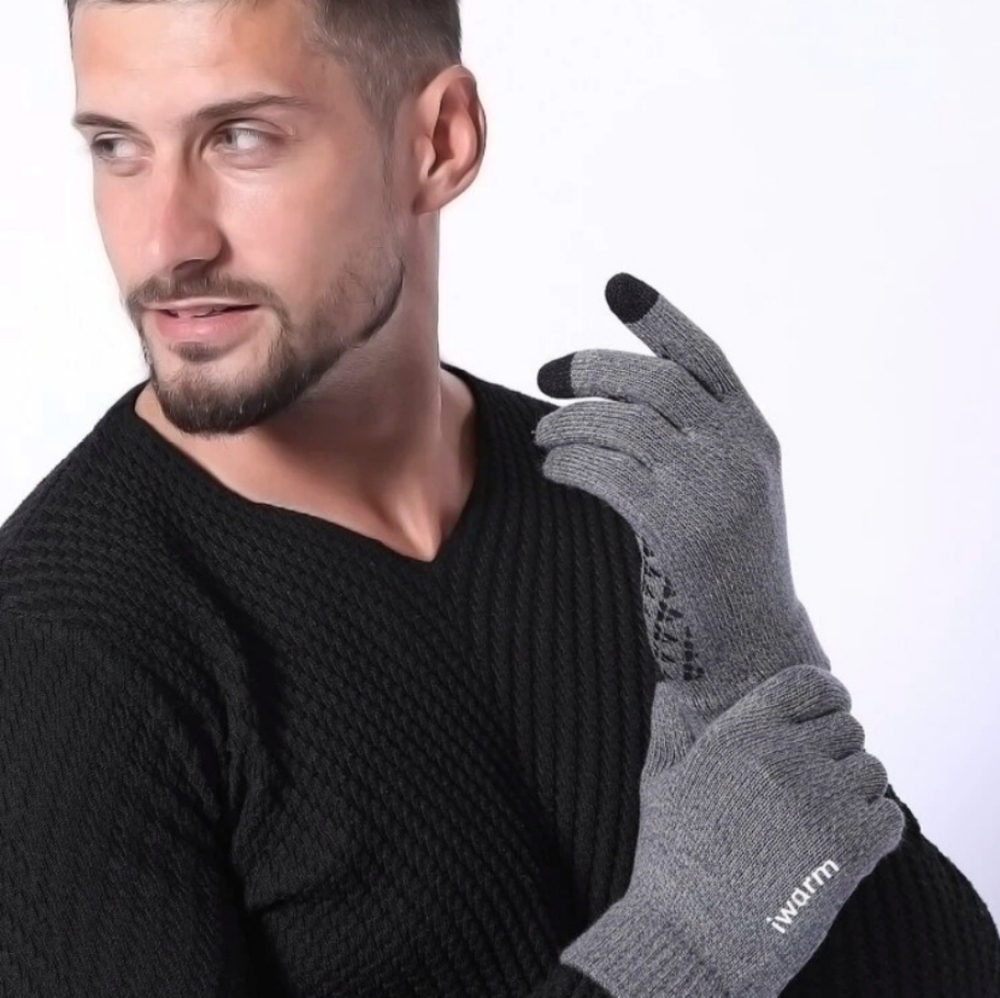 Sale! Mens new touch screen gloves. ☆3FOR$25☆